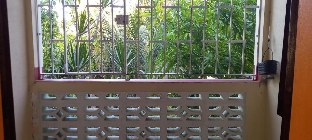 Studio Independant Chez L Habitant- Grand-Bourg  외부 사진